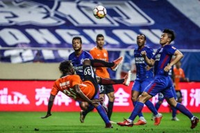 爱游戏官网关于赛后突围战来临，上海申花围绕荷甲迎来里程碑，质疑声仍在，高层口径保持一致的信息
