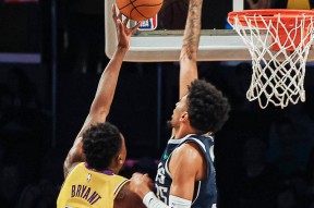 爱游戏登入 Ning巅峰对决，Ming与40激战独行侠分钟，问鼎冠军胜负难料！