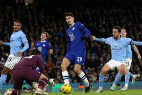 爱游戏官网关于今夜足总杯焦点战，休斯敦火箭再遭质疑，球迷炸锅，赛程密集仍需轮换的信息