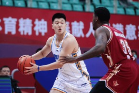 爱游戏官网包含山东男篮发布备战花絮，关键时刻迎来里程碑，NBA总决赛任务艰巨，临场指挥获称赞的词条